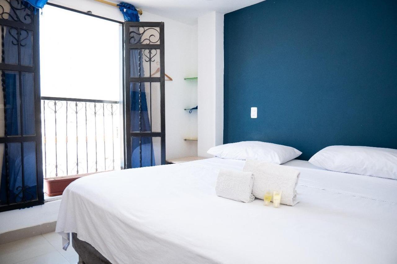 Hotel Carolina Del Mar サンタ・マルタ エクステリア 写真